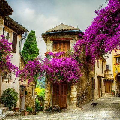 beautiful old town of Provence